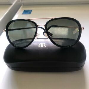 Banana Republic Unisex Sunglasses❗️